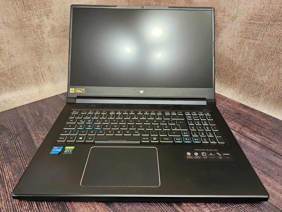 Acer Predator Helios 300 PH317-55 (i5-11400H/16Gb/RTX 3050Ti/512Gb/144