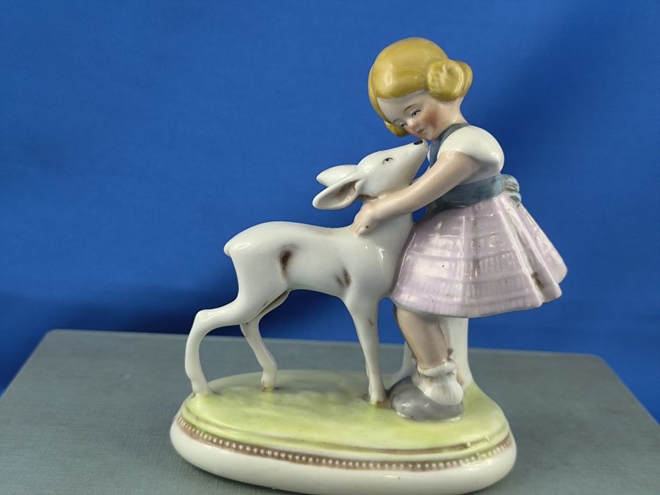 Dziewczynka z sarenką Grafenthal XIX wiek #porcelana #dekoracja