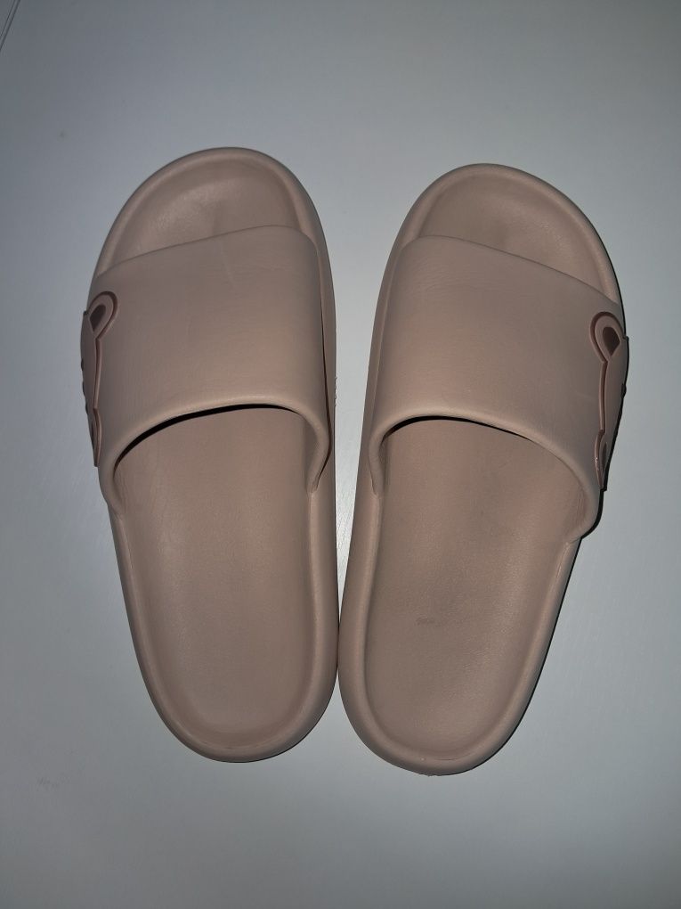 Klapki damskie piankowe misie 40-41