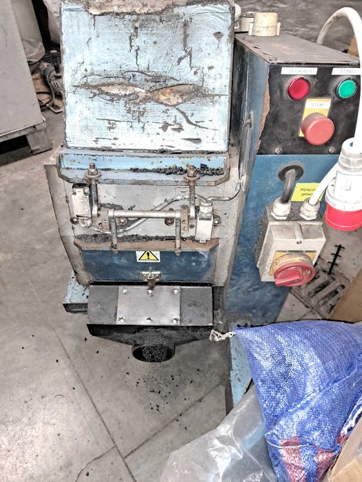 Młyn do tworzywa tworzyw sztucznych młynek HERKULES 3