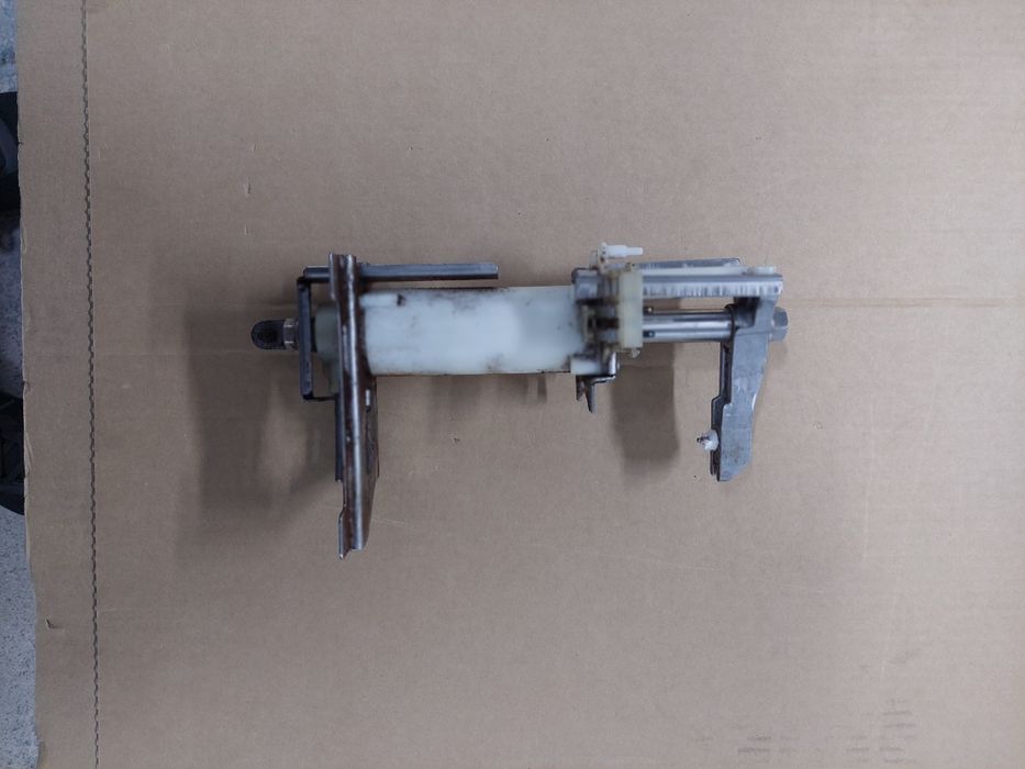 Siłownik do ekspresu krups