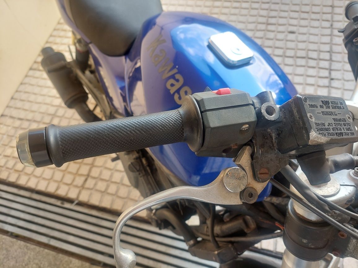 Kawasaki Er 5. 37kw (50 cv)