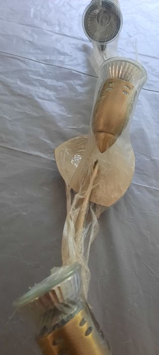 Aplique de parede com 3 focos + lampadas