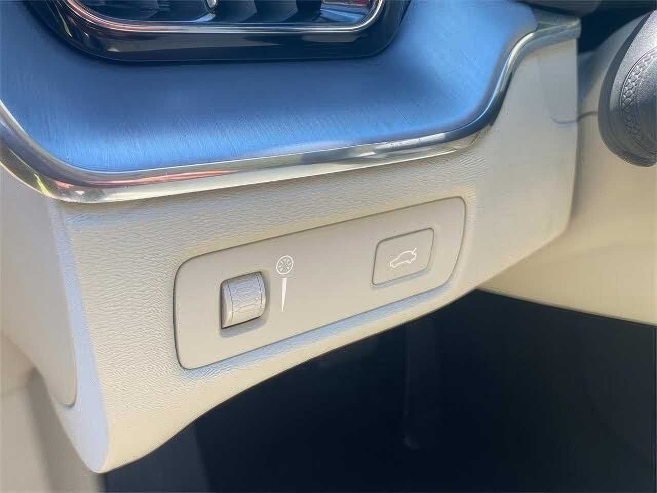 Volvo XC60 T5 Momentum 2020