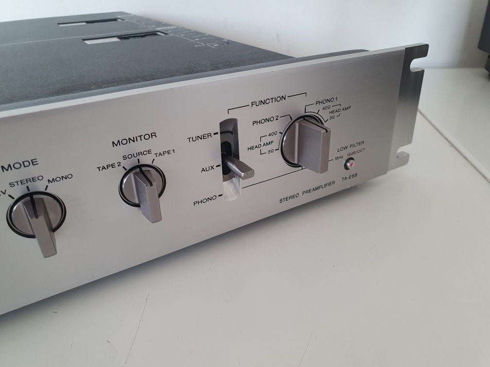 Sony TA-E88 , kolekcjonerski przedwzmacniacz  , pre amp