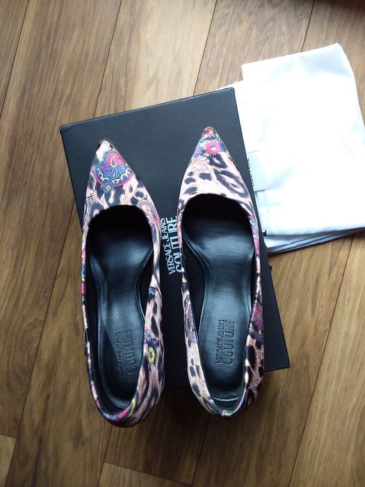 Szpilki Versace Jeans Couture Chloe