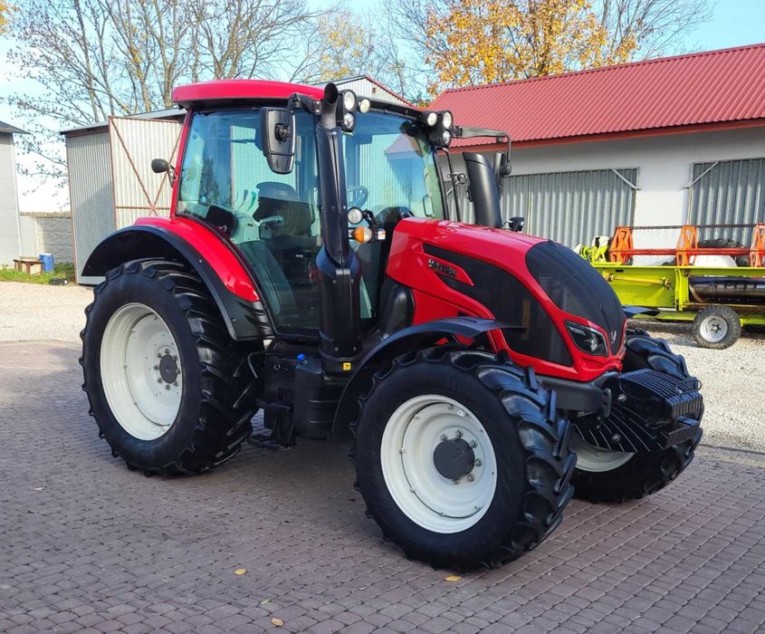 Valtra N124 ,  2017r oryginal.stan idealny.brutto!!