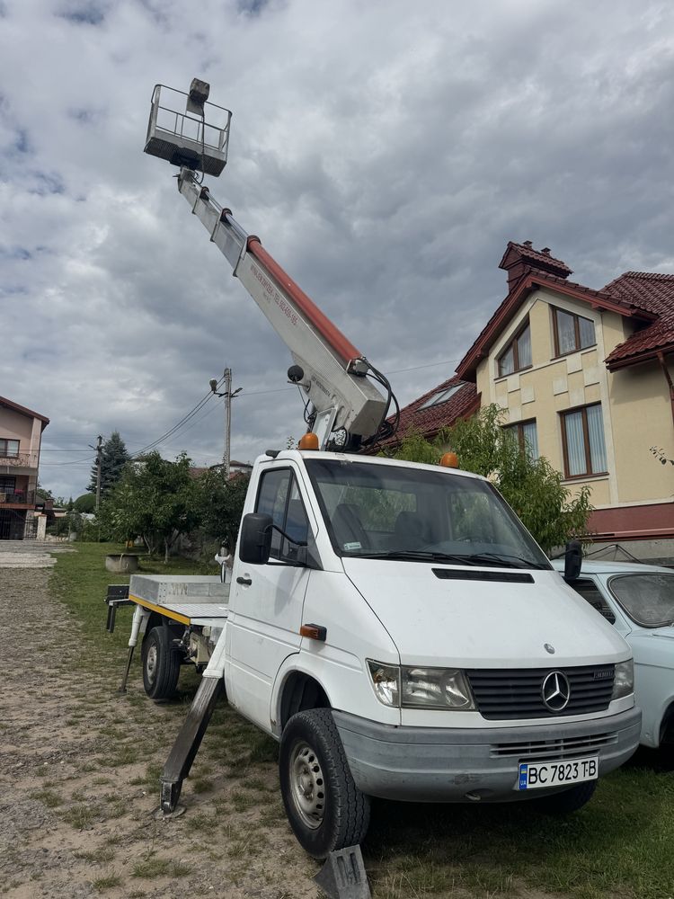 Спрінтер 308 автовишка 1997рік