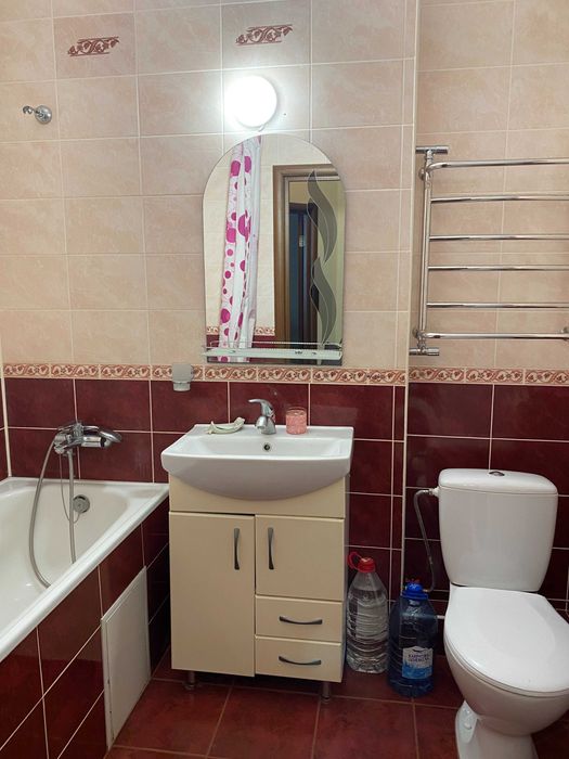 Здам красиву затишну квартиру з новими меблями технікою в новому домі