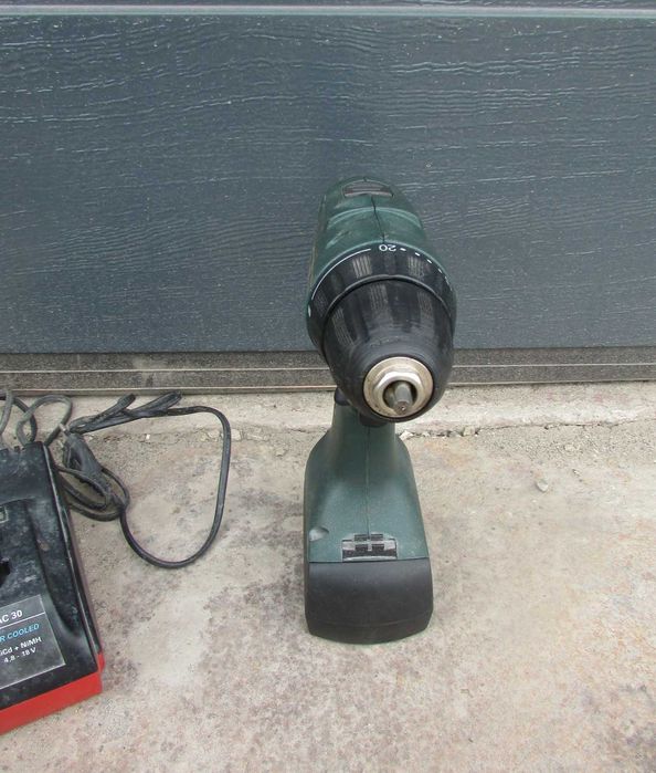 Шуруповерт акумуляторний Metabo BZ 12 SP  з Німеччини