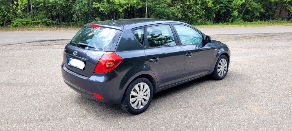 Ładna Kia Ceed 1.6 crdi 115km 2008r