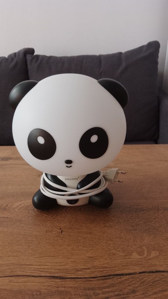 Lampka biurkowa panda