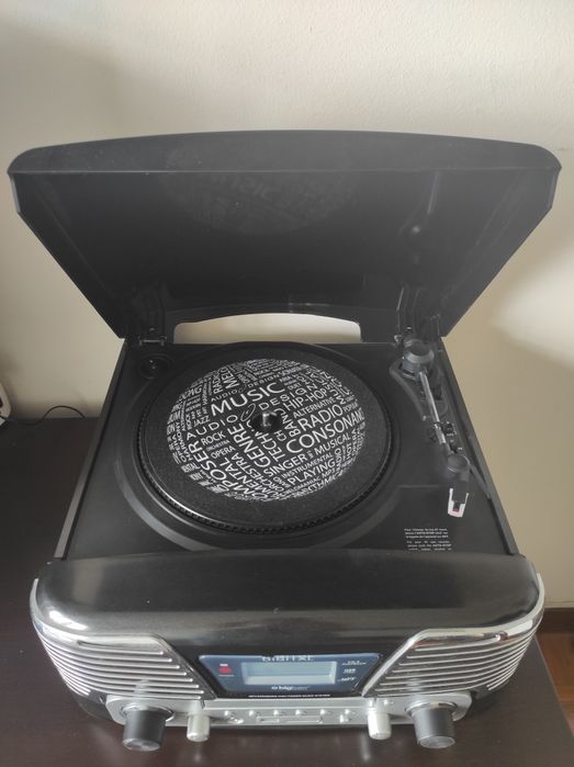 Sistema de som vinil, CD, SD card, USB e rádio Big Ben
