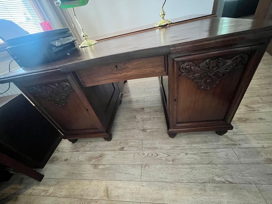 Biurko drewniane gabinetowe