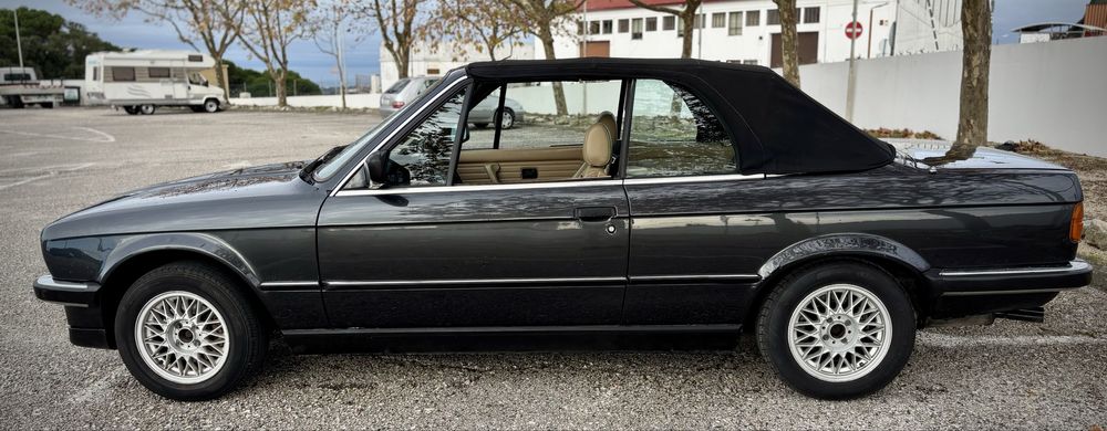 BMW 320i Cabriolet