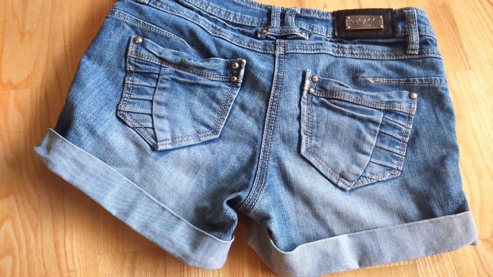 Spodenki krótkie jeans niebieskie S-M szorty dżinsowe