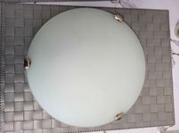 Plafond com diâmetro de 30 cm