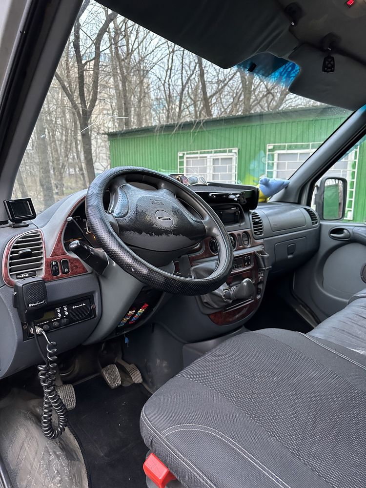 Mercedes Sprinter (DODGE) 2.7 2005 год