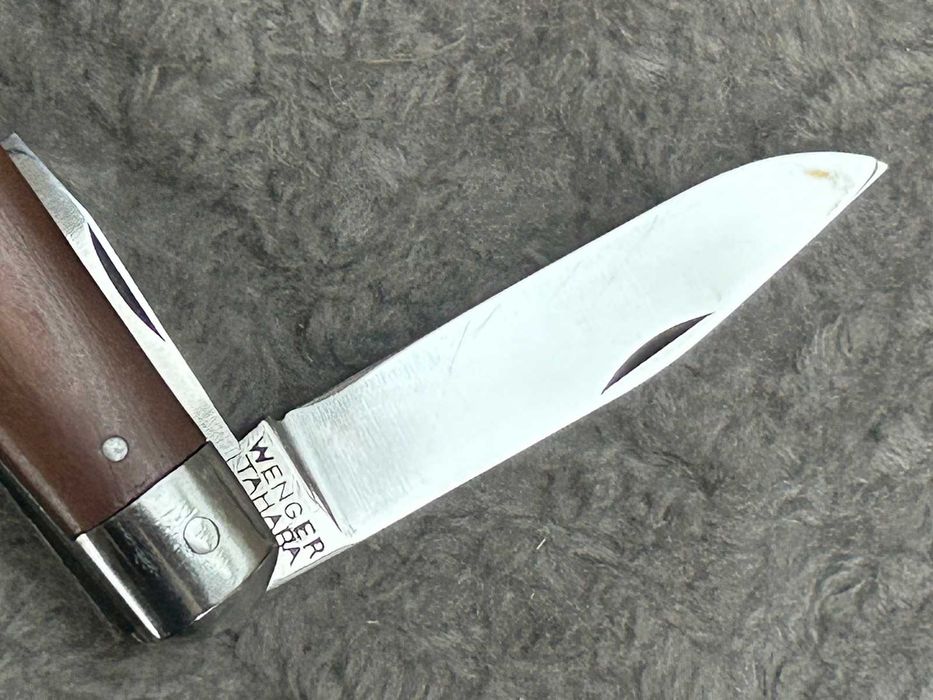 Kontraktowy scyzoryk szwajcarskiej armii - Wenger Tahara Soldier M1908