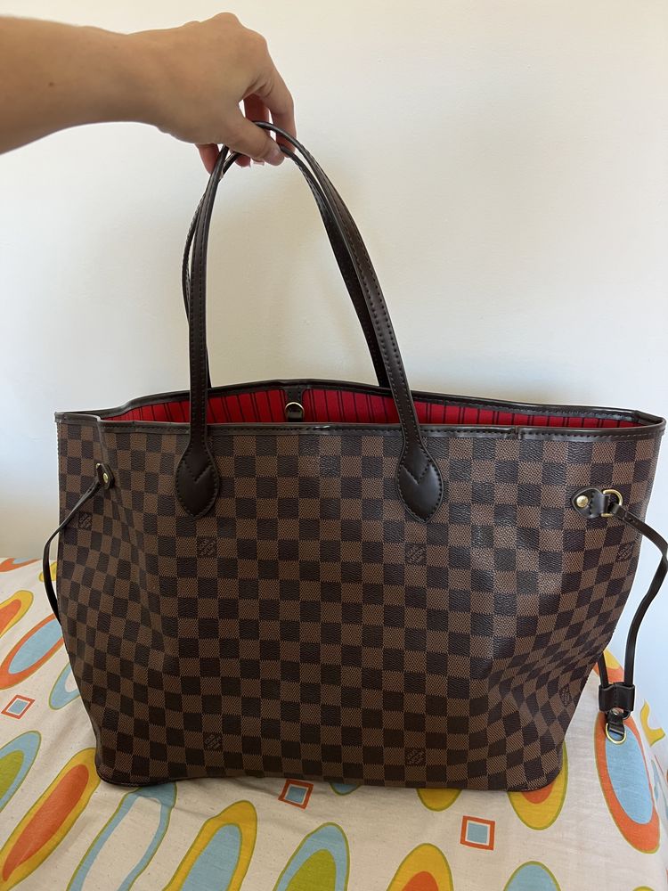 louis vuitton neverfull  GM