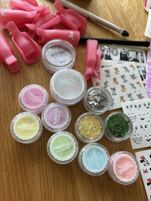 Akcesoria do manicure hybrydowego
