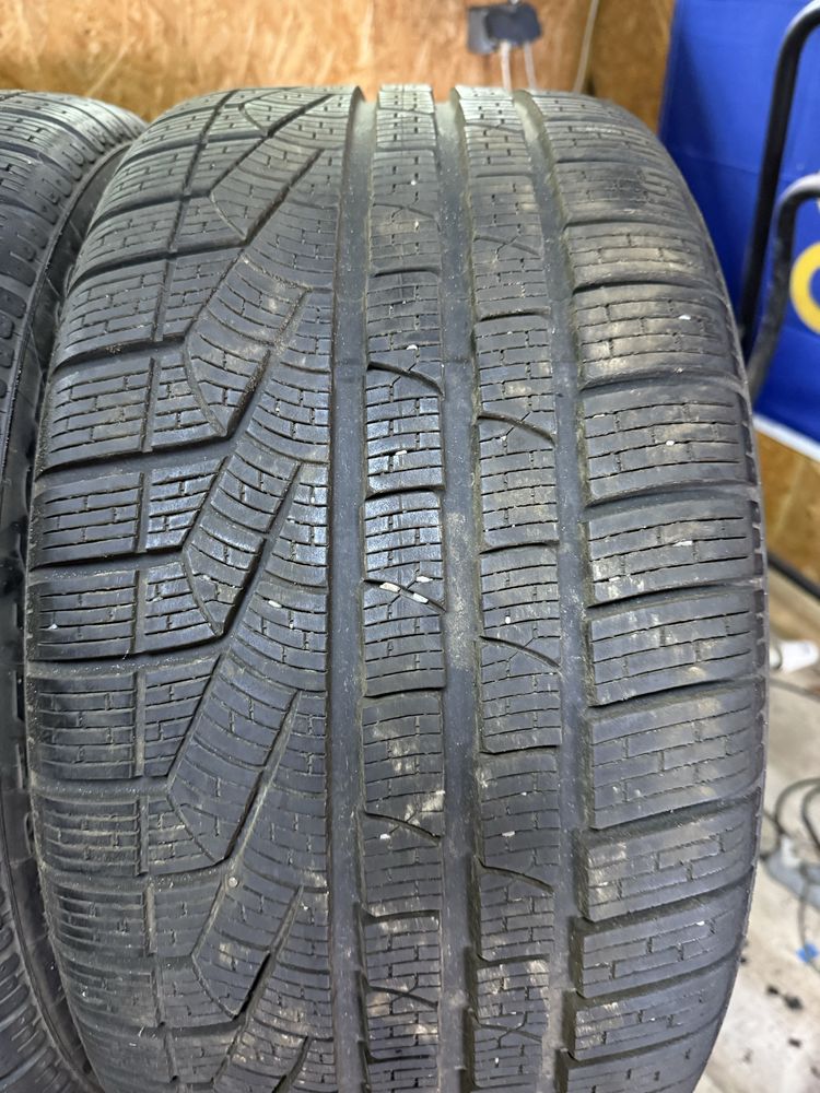 Zimowe opony Pirelli 255/40r18 Jak nowe 8.5mm 2023r