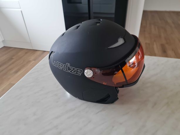 Kask z szybką WEDZE