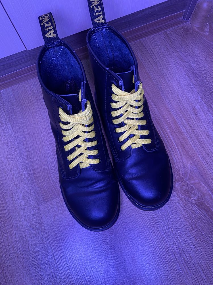 Ботінки dr martens