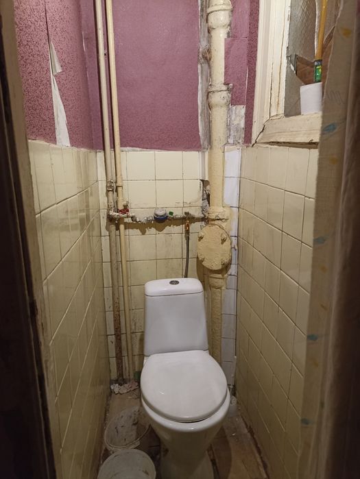 Продам двухкомнатную квартиру по улице  Черняховмкого ( Сагайдачного )