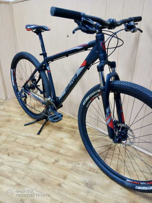 Bicicleta Berg trail rock roda 29