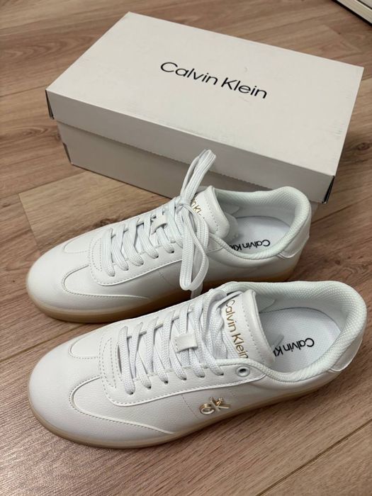 Жіночки кросівки Calvin Klein