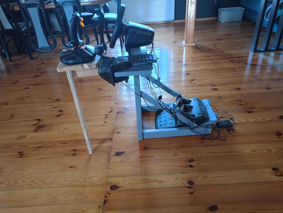 Kierownica Logitech g29 i thrustmaster16000M