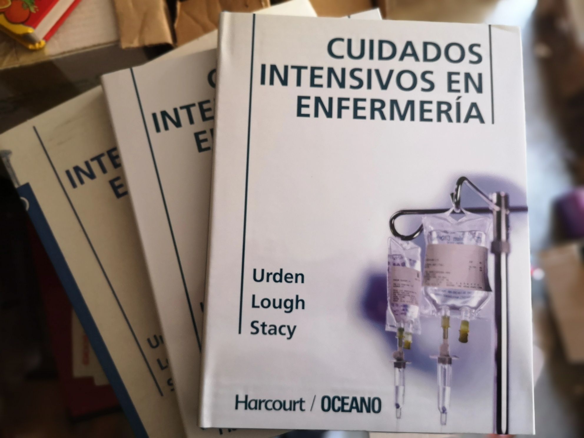 Manuais enfermaria - urgências, cuidados intensivos, materno-infantil