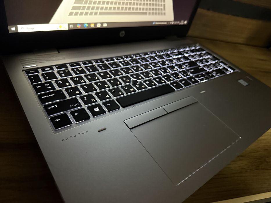 HP ProBook 650 G5 15,6" FHD IPS i7-8665u/16GB DDR4/M2 256GB/12%