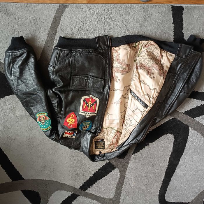 Kurtka  lotnicza amerykańska   Avirex  , Top Gun