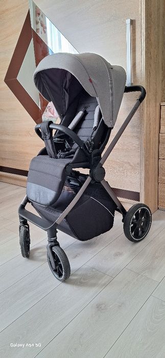 Spacerówka Carello Ultra