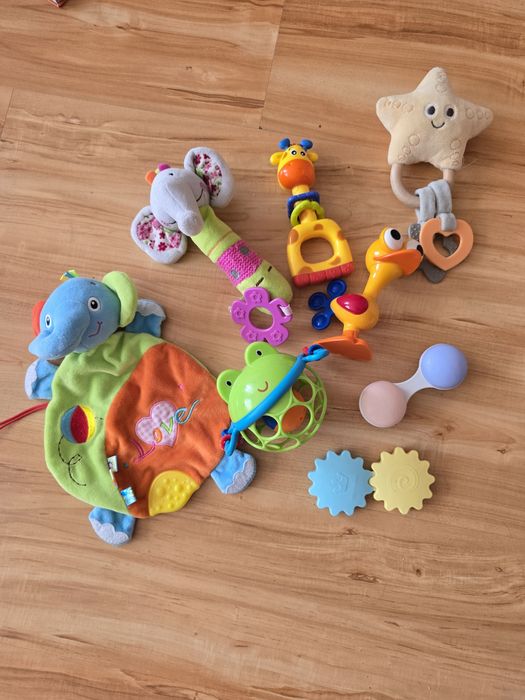 Zestaw grzechotek dla niemowlaka