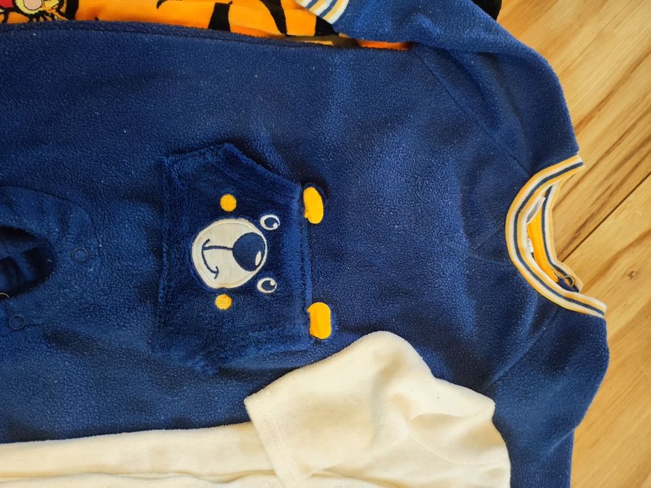 Zestaw 4 bardzo ciepłych i mięciutkich śpioszków rozm. 62