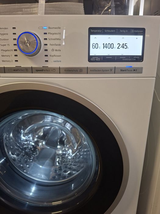 Пральна машинка Simens WM14Y74D iQ700