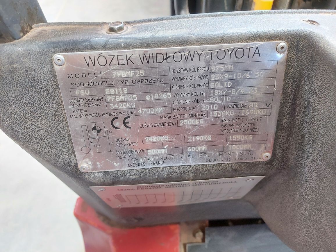 Wózek widłowy toyota elektryczny 7PBMF25