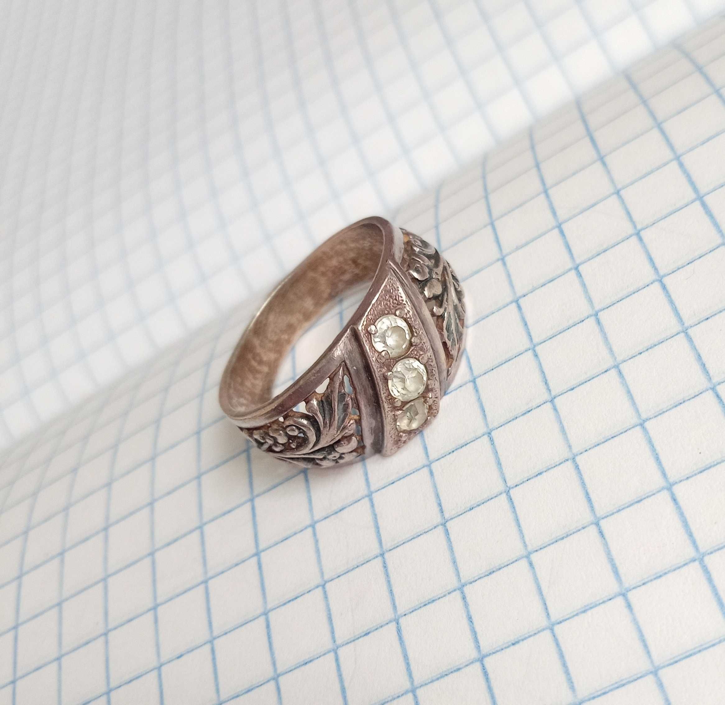Перстень кольцо с камнями серебро 925 проба, винтаж