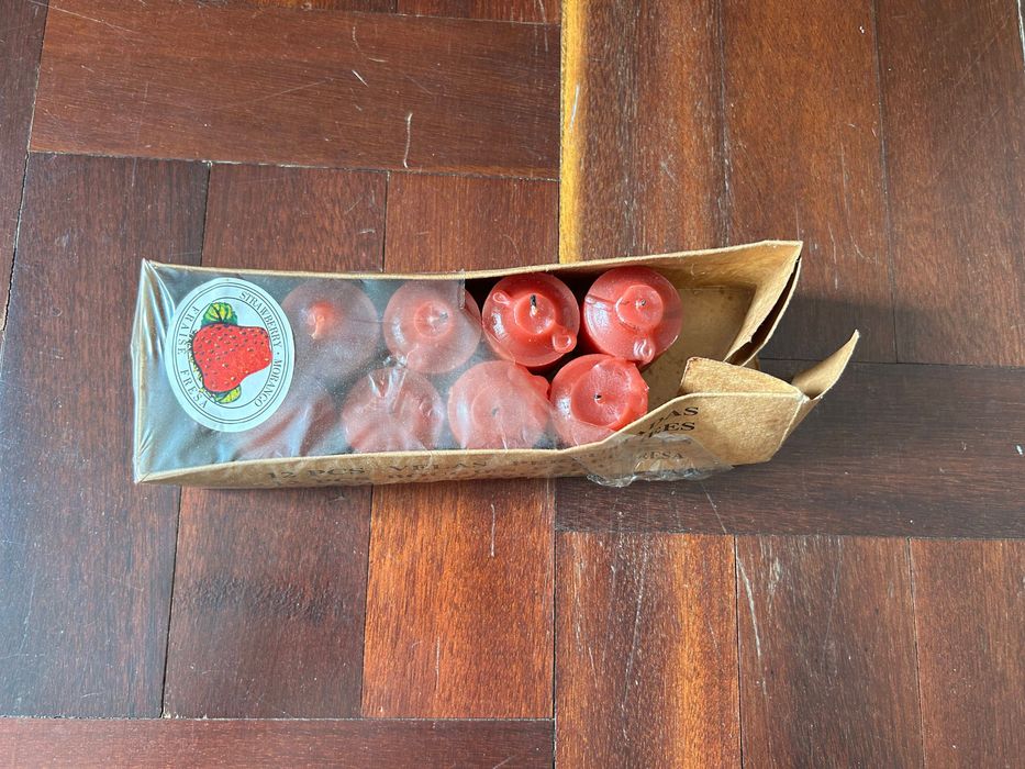 8 Velas Aromáticas Morango (de 12)