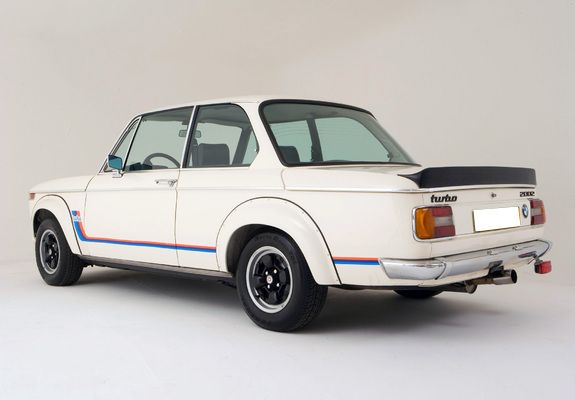 BMW 02 SERIES E10 E20 TII poszerzenia nadkoli