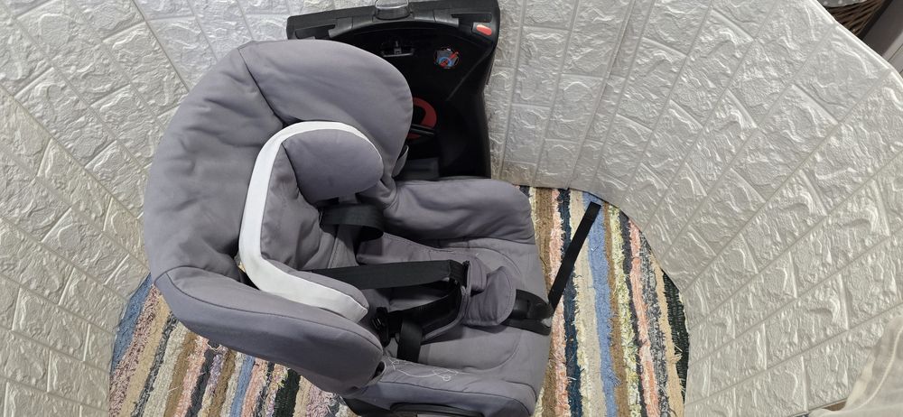 Cadeira auto Bébé Confort Axiss -Grupo 1