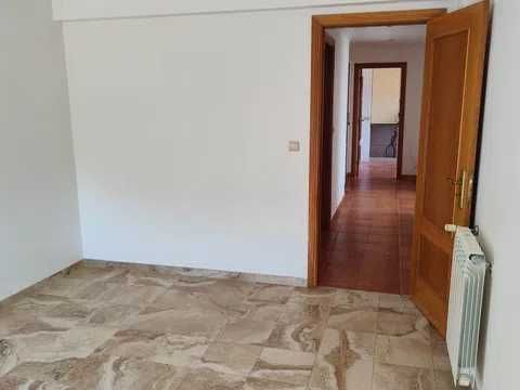 Apartamento T2 com parqueamento e elevador Vila Franca de Xira