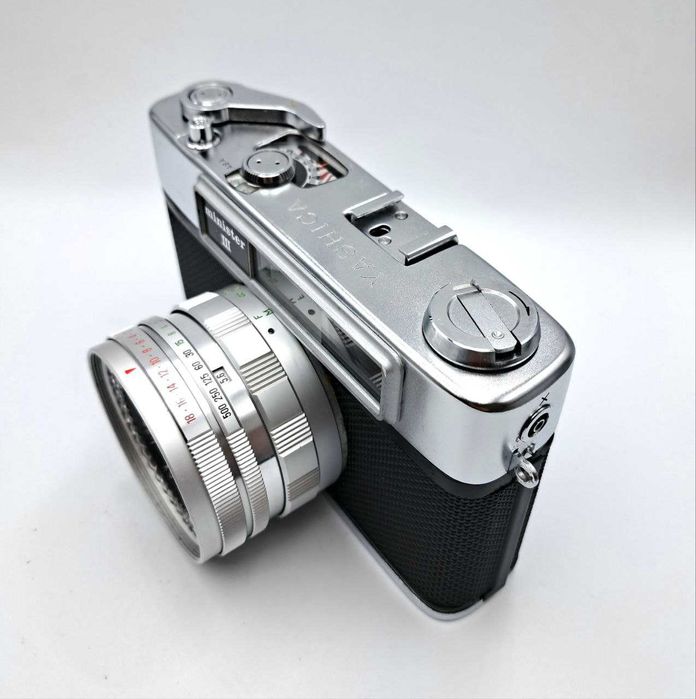 Плівкова камера Yashica Minister III