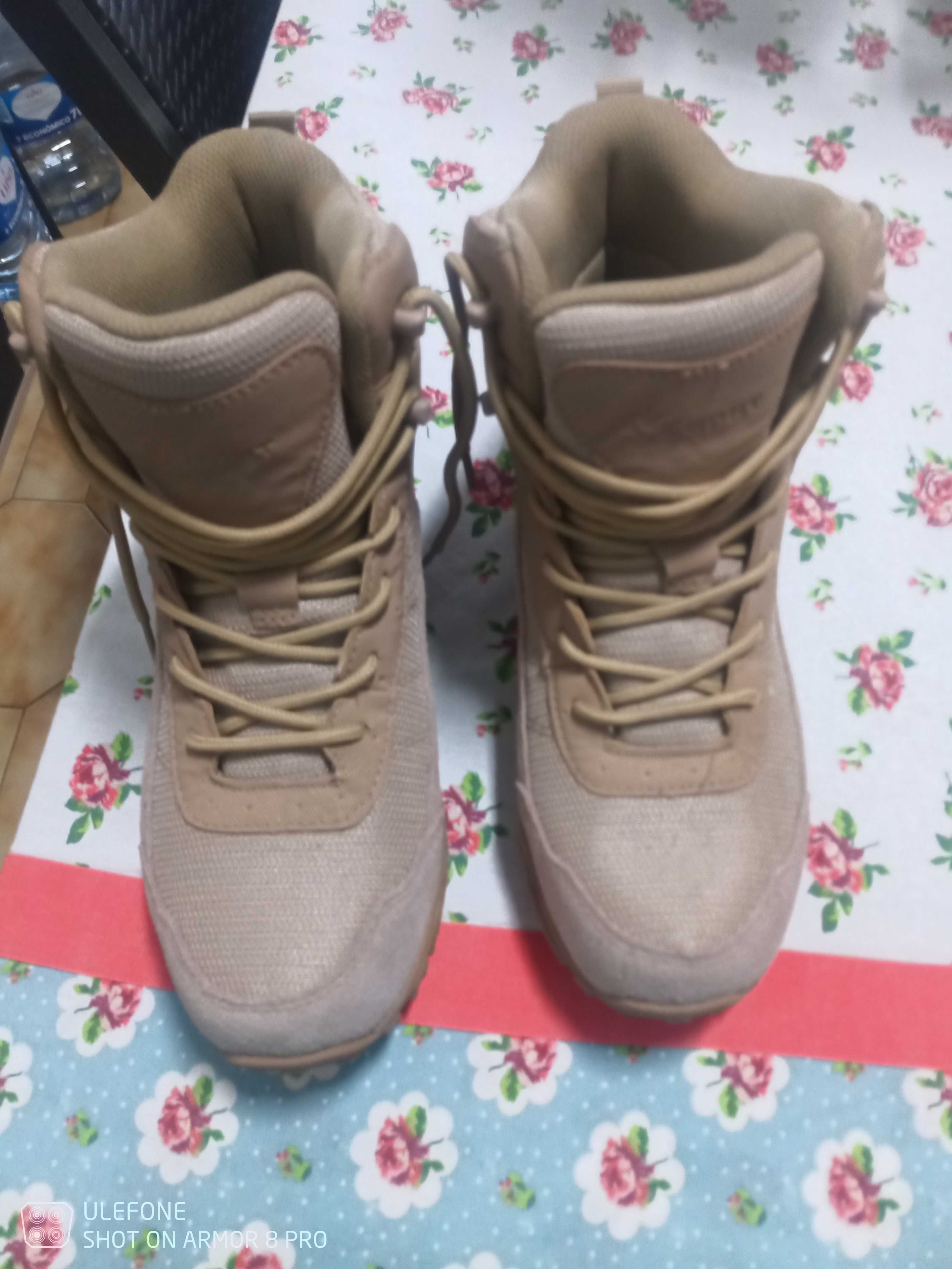 Vendo BOTAS MILITARES LEVES novas marca Vemont  n.41 novas