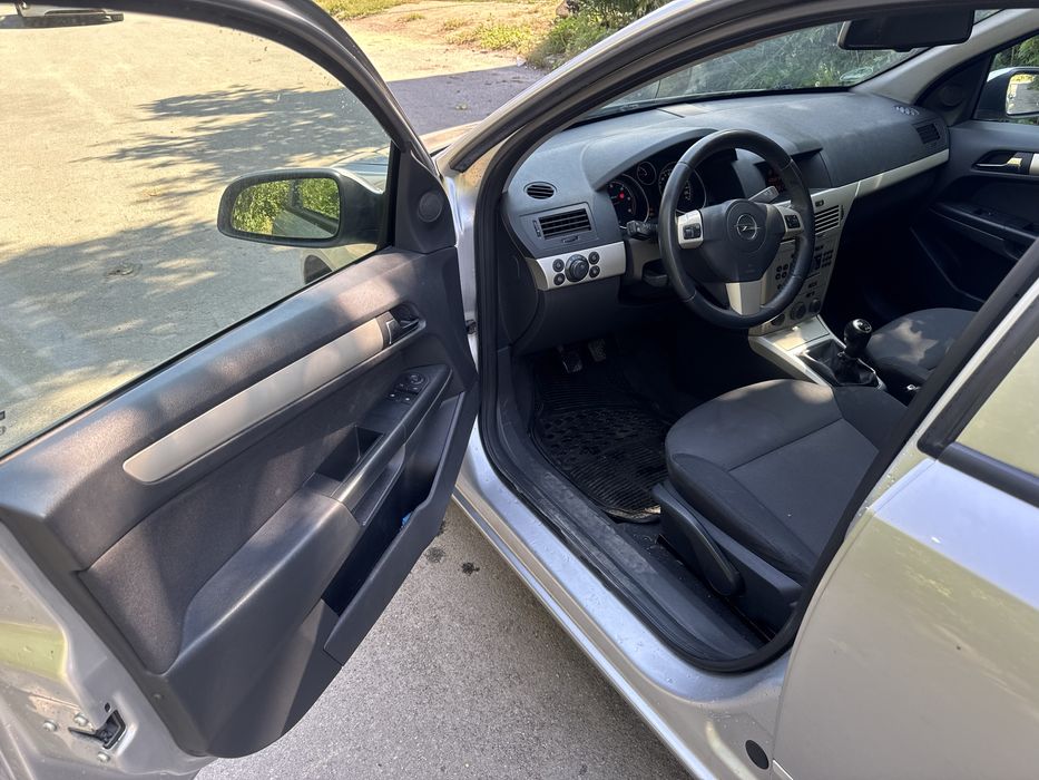 Розборка Опель Астра Аш Шрот Запчастини Opel Astra H Розборка