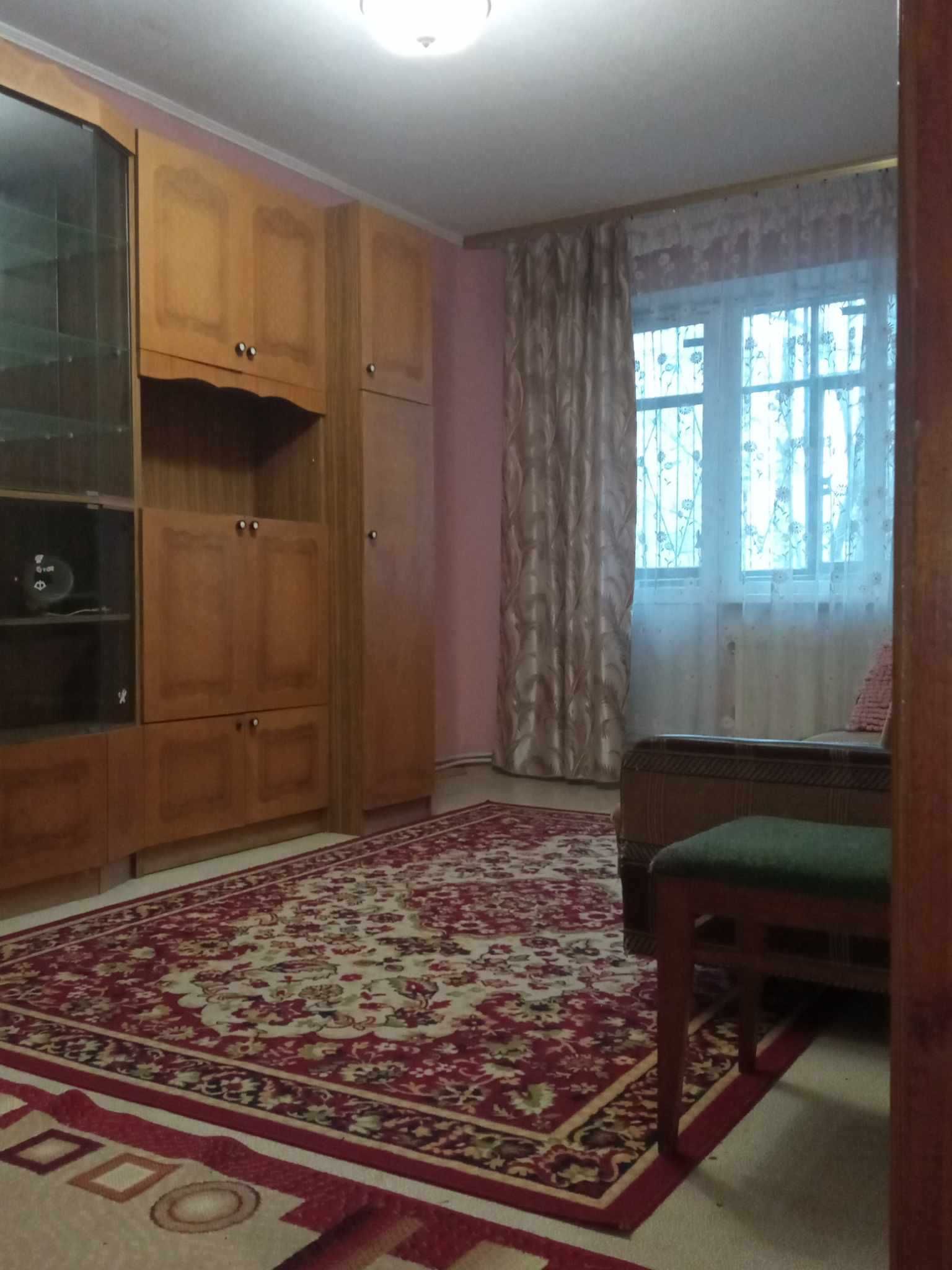 Тепла, затишна 3-х кімнатна квартира в місті Фастів.