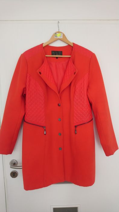 Klasyczny płaszczyk damski